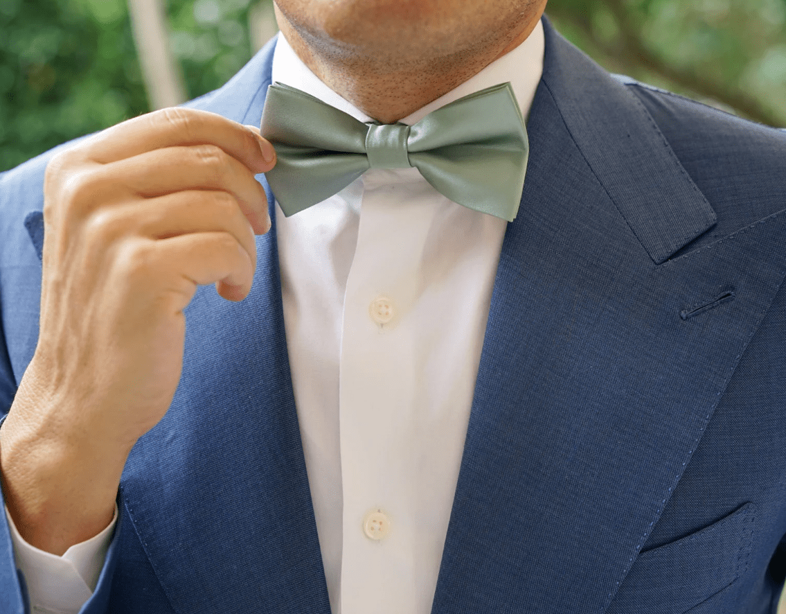 Can a Bow Tie Be Worn with Any Shirt? Bow Tie Style Tips | OTAA Can a Bow Tie Be Worn with Any Shirt? Bow Tie Style Tips | OTAA