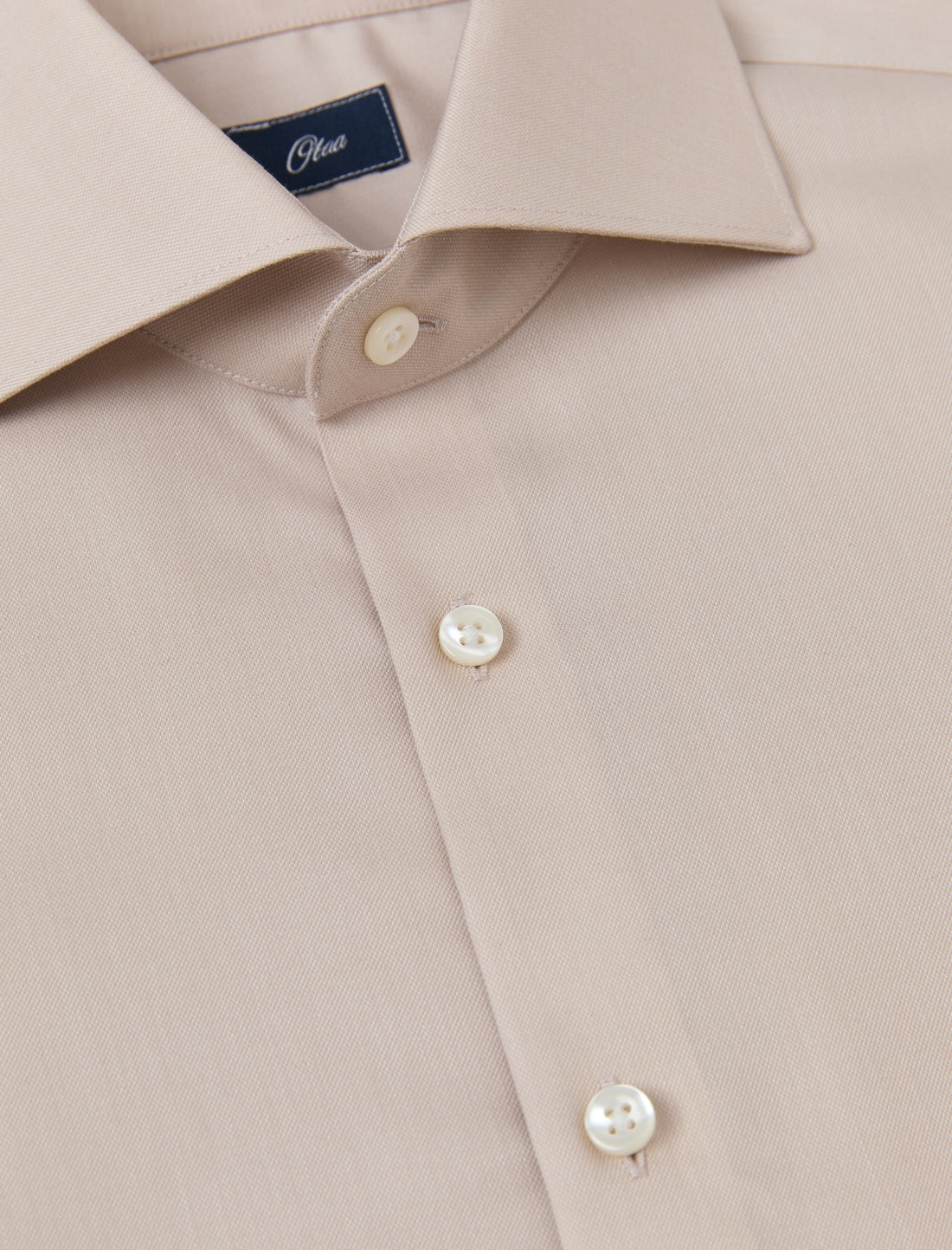 Hawthorne Khaki Easy-Iron Twill Shirt - classic fit khaki shirt detail - OTAA