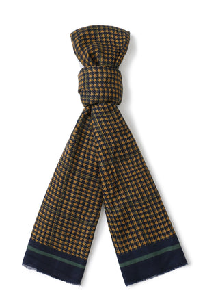 Royal Countryside Houndstooth Scarf