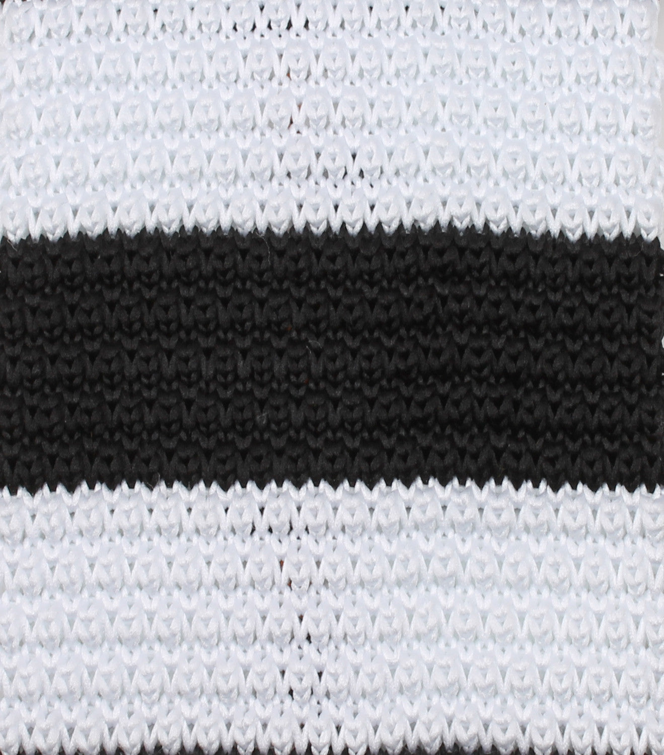 Black & White Thick Stripes Knitted Tie Detail View