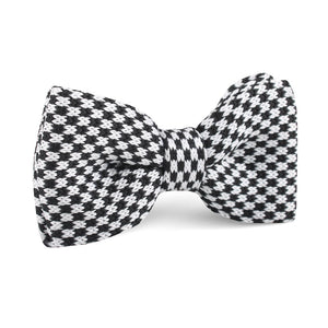 Black and White Checkered Knitted Bow Tie