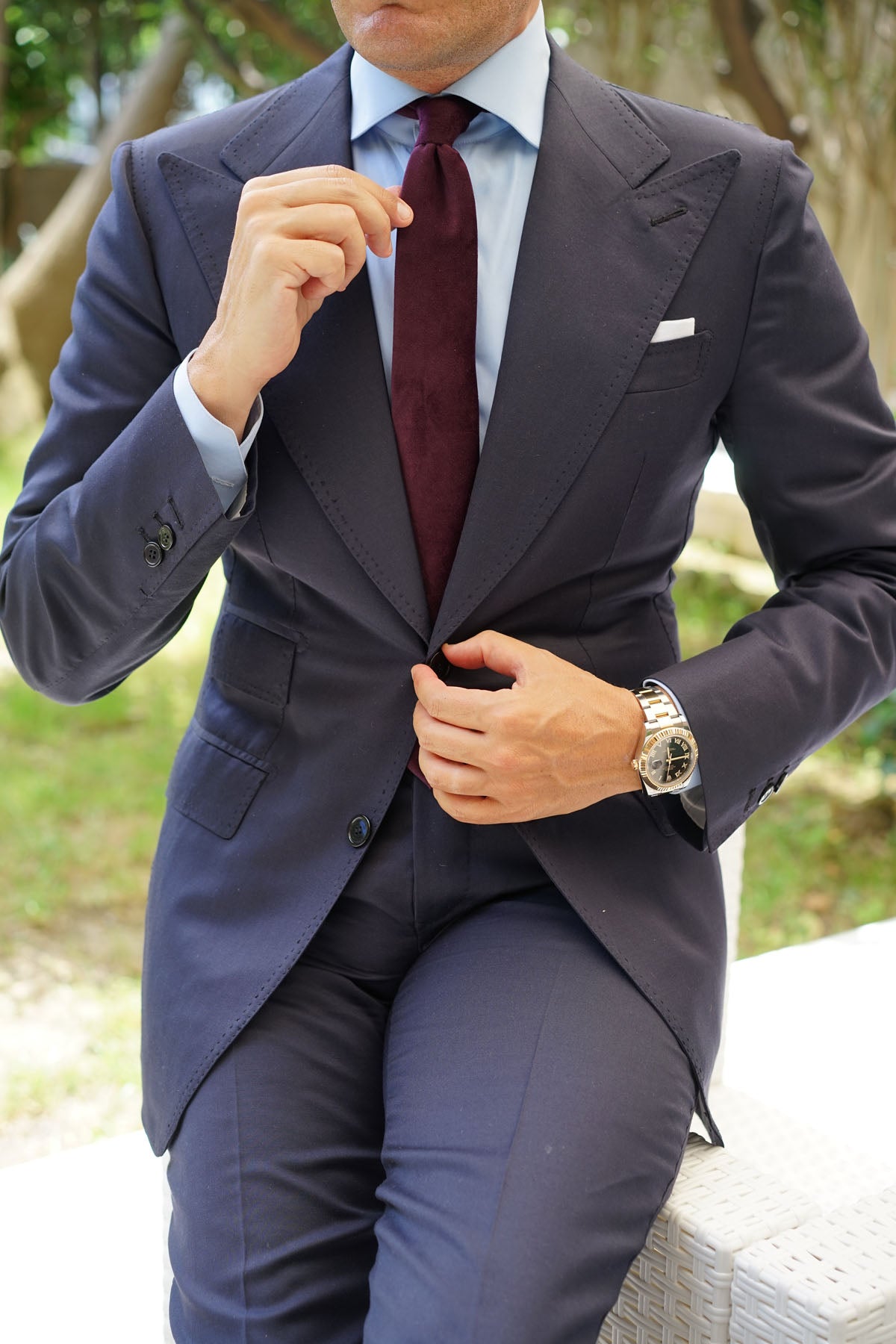 burgundy skinny tie