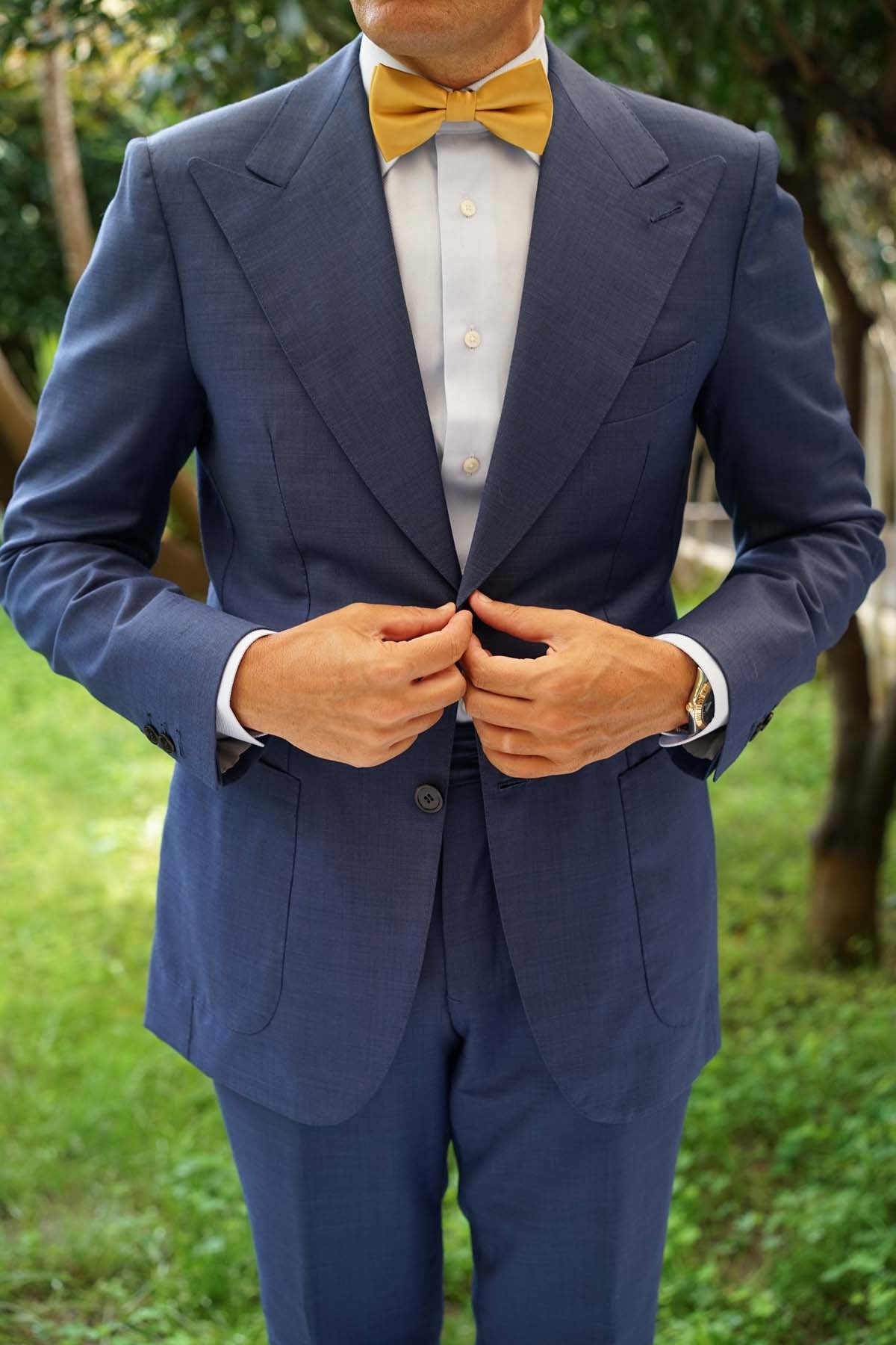 gold bow ties near me