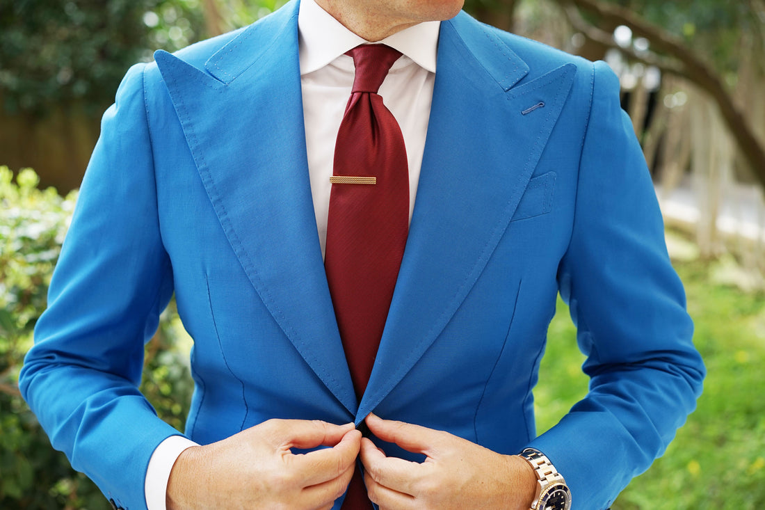 tie bar dress shirts The | Tie on or tie off? Our collection of non-iron is designed to look good whether you're on or off the clock. Here, Julius wears Mens dress shirt in white Tie Bar Collar Dress Shirts