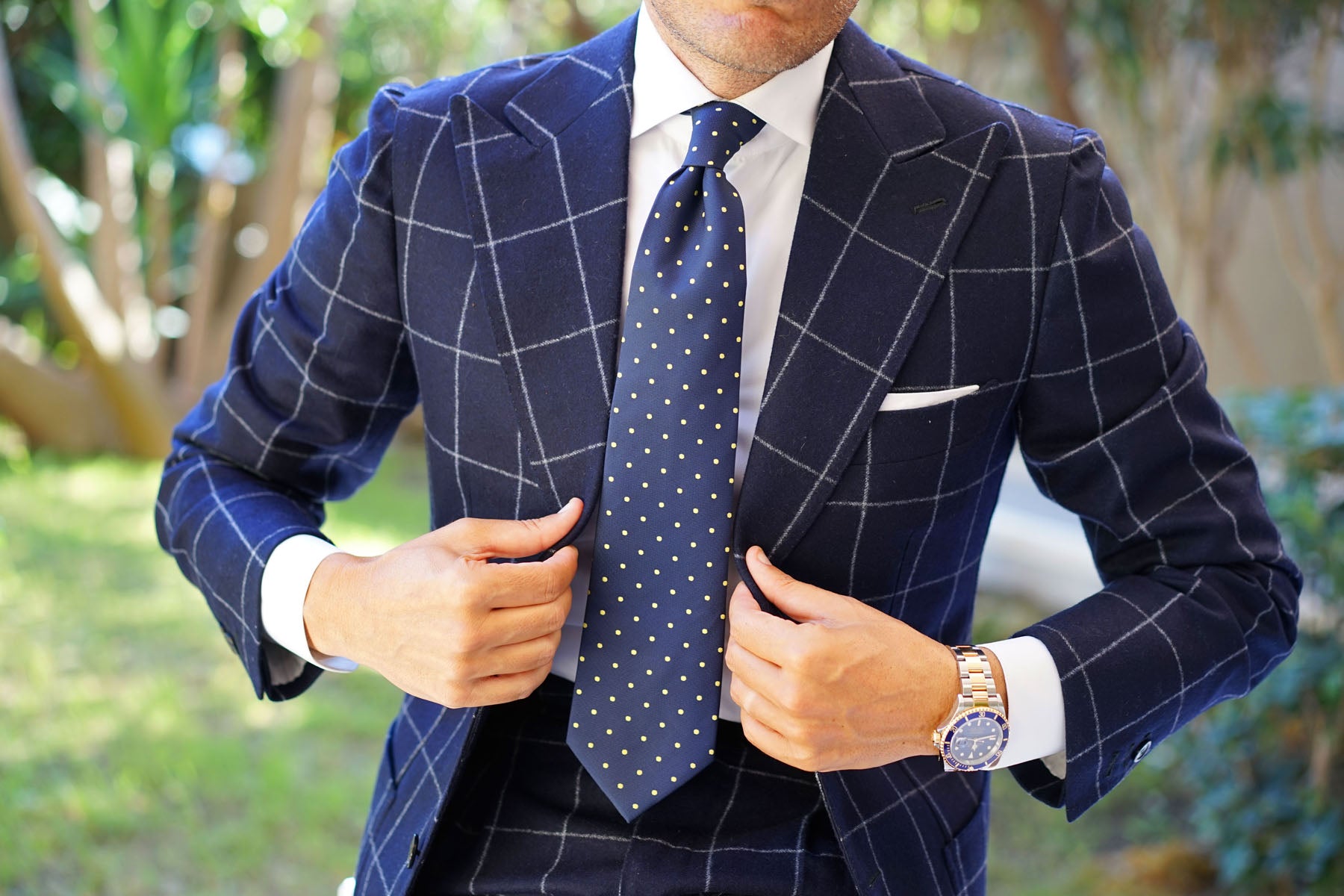 Retreez Classic Polka Dot Men's Tie – Red With Navy Blue Dots, 100% Polyester Microfiber, 3.15x58 Inches – For Formal, Casual, Wedding, Business